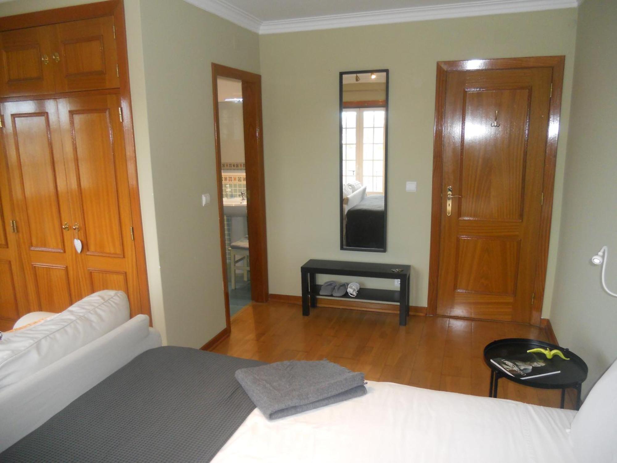 Galo Preto - Sintra Guesthouse Ruang foto